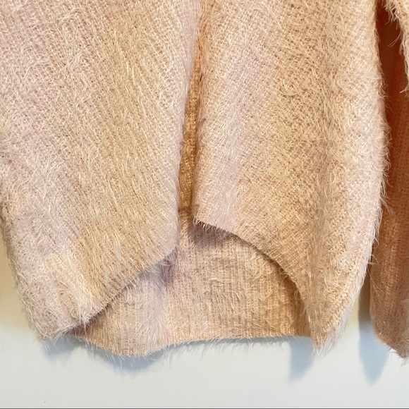 Like new: Ultra Soft V-Neck Drop Sleeve Sweater - Picture 6 of 10